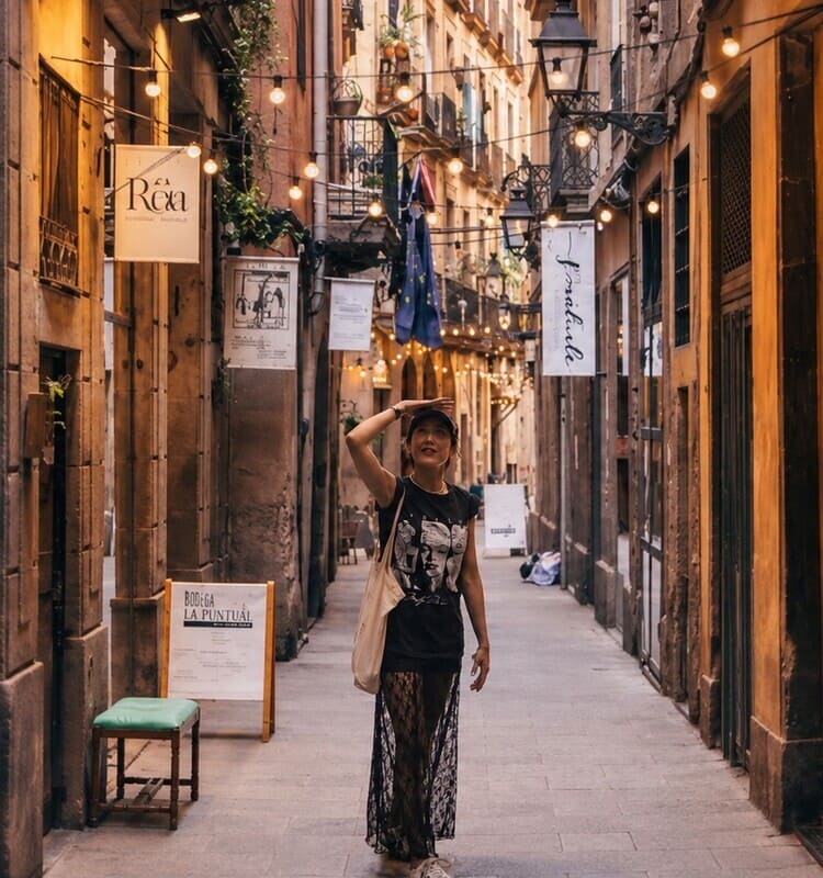 Coral in gothic quarter street