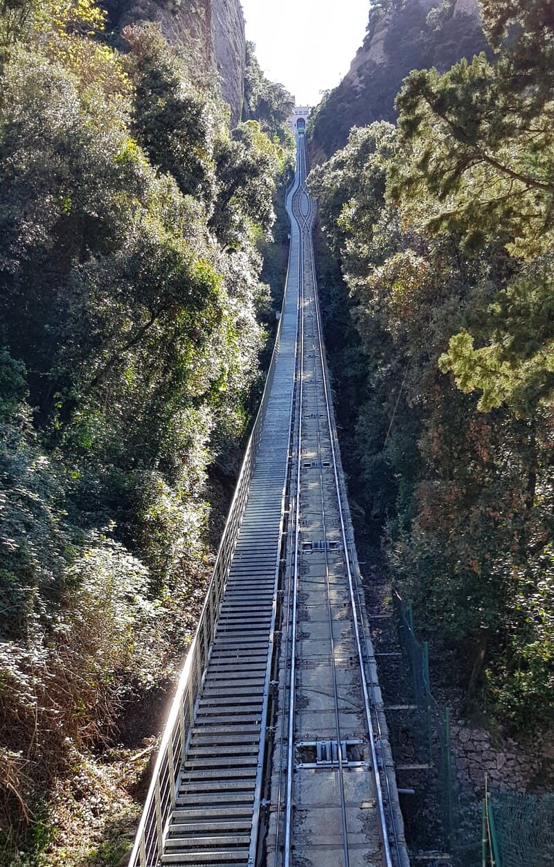 Montserrat funicular sant joan