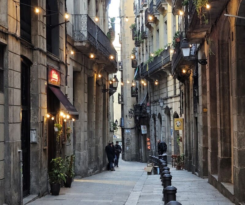 The Best Barcelona Neighborhoods to Stay in as a First-Timer