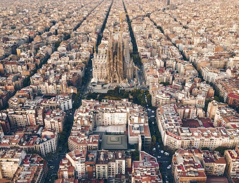 Barcelona Will Disappoint You If You Travel Like This