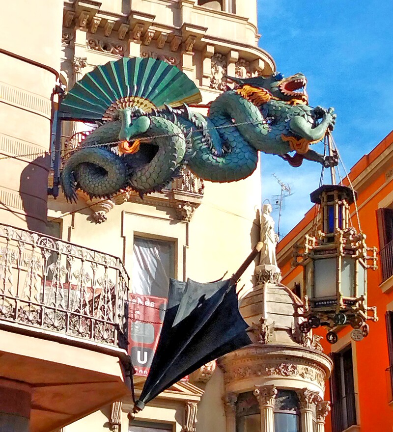 Chinese dragon rambla