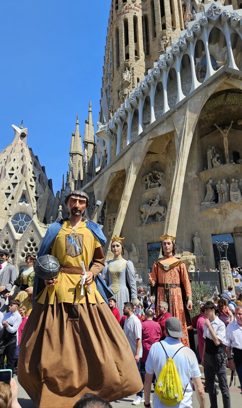 Gegants sagrada familia