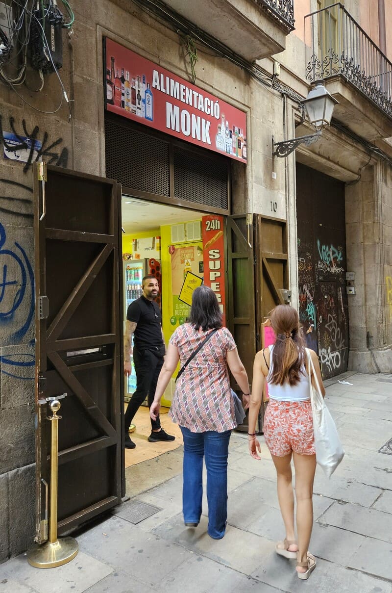 Monk bar