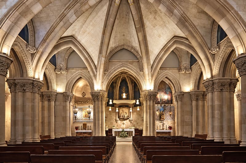 Sagrada familia crypt